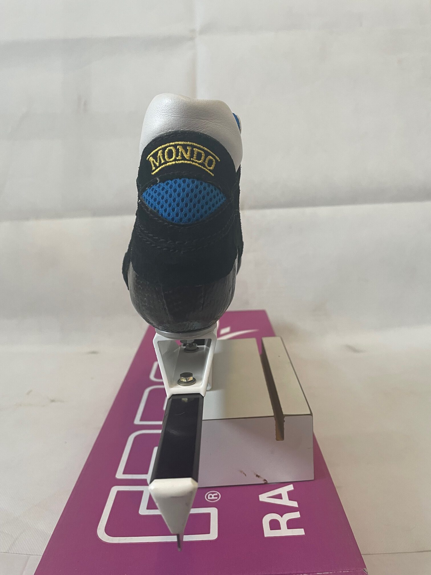 Raps Mondo blauw achterzijde